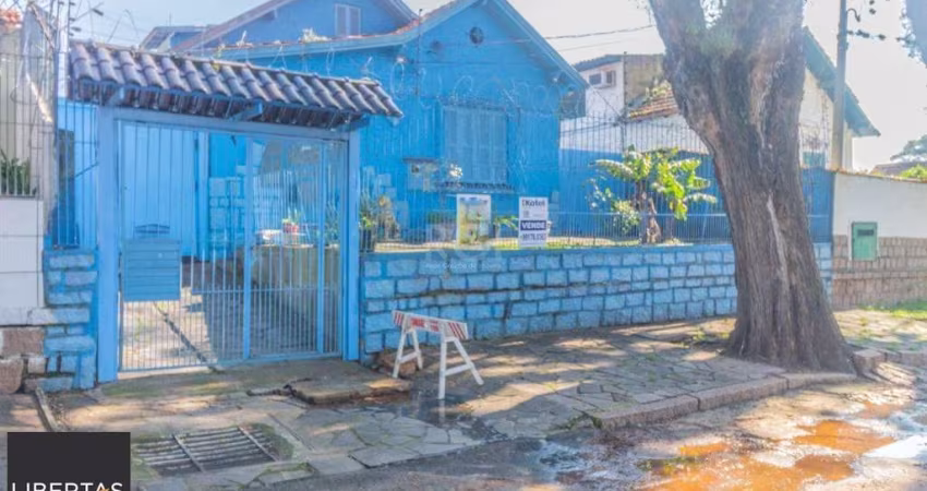 Casa para Venda - 165m², 3 dormitórios, 4 vagas - Santa Tereza