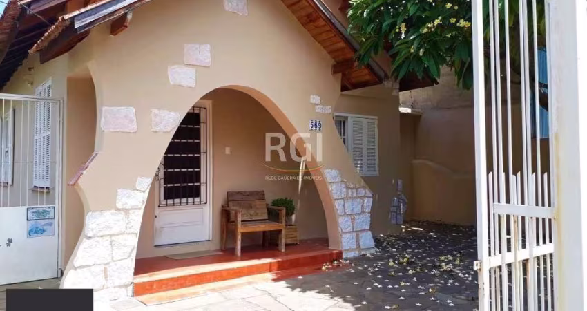 Casa para Venda - 160m², 3 dormitórios, 1 vaga - Boa Vista
