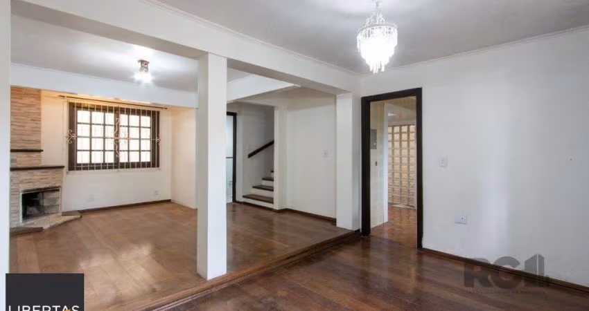 Casa Condominio para Venda - 191m², 5 dormitórios, sendo 1 suites, 3 vagas - Tristeza