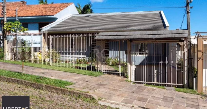 Casa para Venda - 400m², 5 dormitórios, sendo 2 suites, 4 vagas - Vila Assunção
