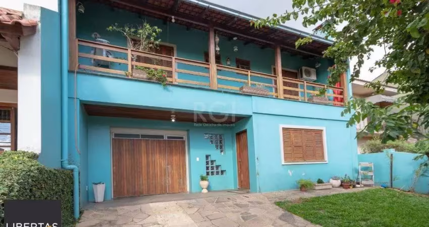 Casa para venda - 246m², 3 dormitórios, sendo 1 suites, 3 vagas - imperial parque
