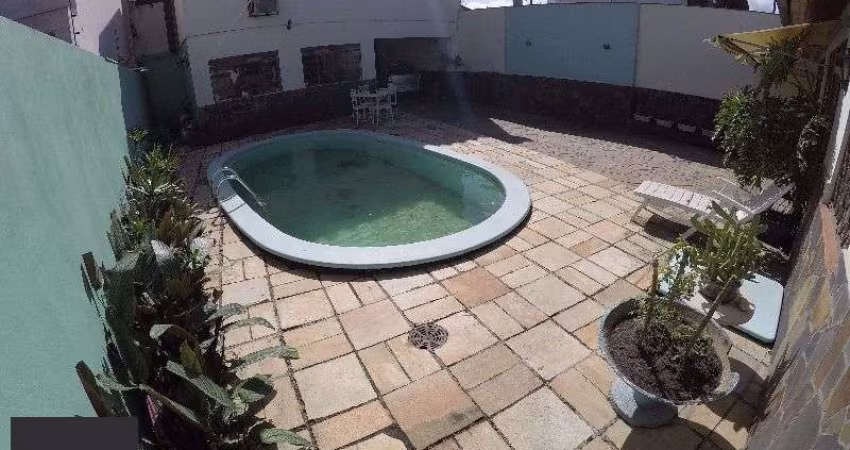 Casa para Venda - 95m², 4 dormitórios, sendo 2 suites, 4 vagas - Ipanema