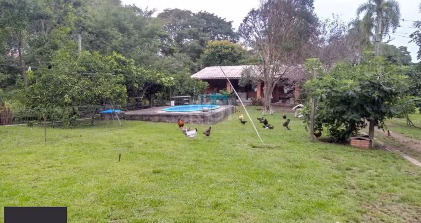 Sítio para Venda - 13725m², 2 dormitórios, sendo 2 suites, 4 vagas - Ponta Grossa