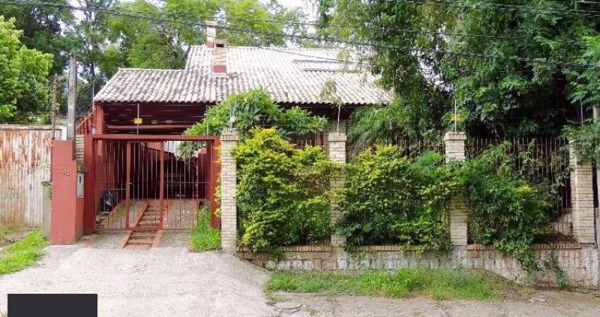 Casa para Venda com 3 dormitórios, sendo 2 suites e 3 vagas no bairro Belém Novo