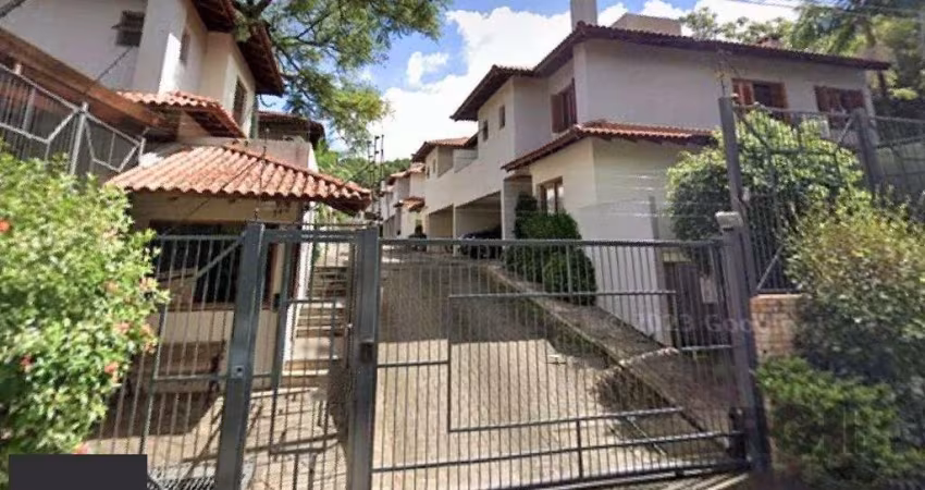 Casa de Condomínio em Jardim Isabel