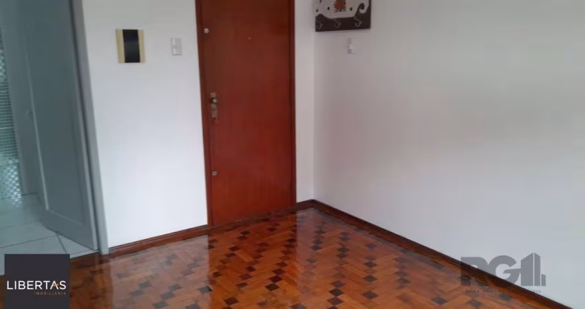 Apartamento,2 quartos,na Salgado Filho,fundos e silencioso