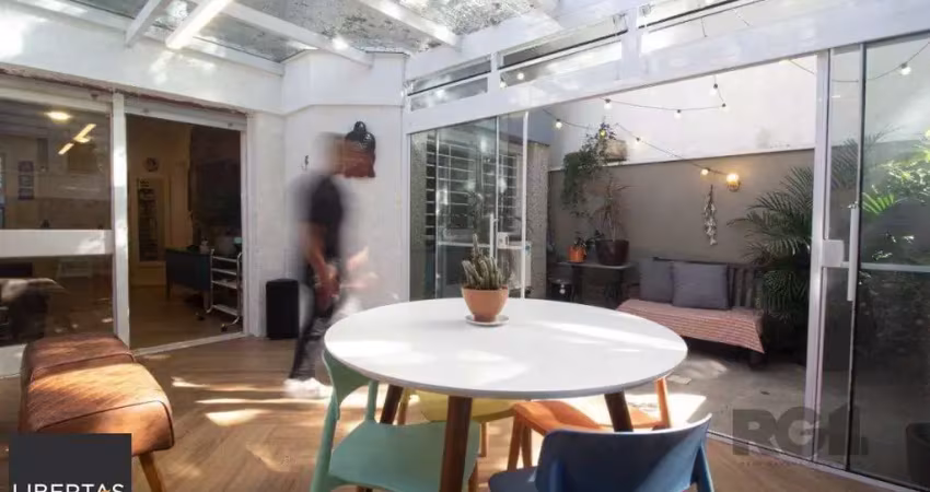 Apartamento com 2 quartos à venda na Avenida Coronel Lucas de Oliveira, 442, Petrópolis, Porto Alegre