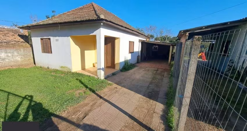 Casa à venda 2 dormitórios 3 vagas no Bairro Lami Porto Alegre RS
