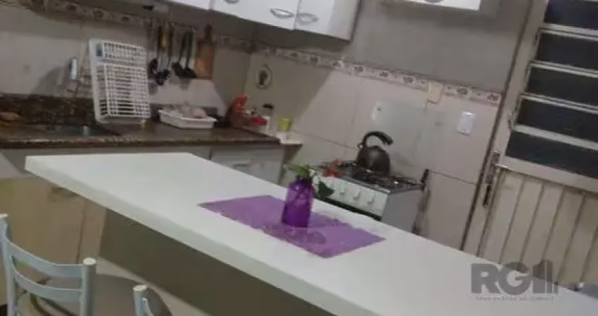 Casa 2 dormitórios, 2 vagas de garagem, bairro restinga, porto alegre/rs