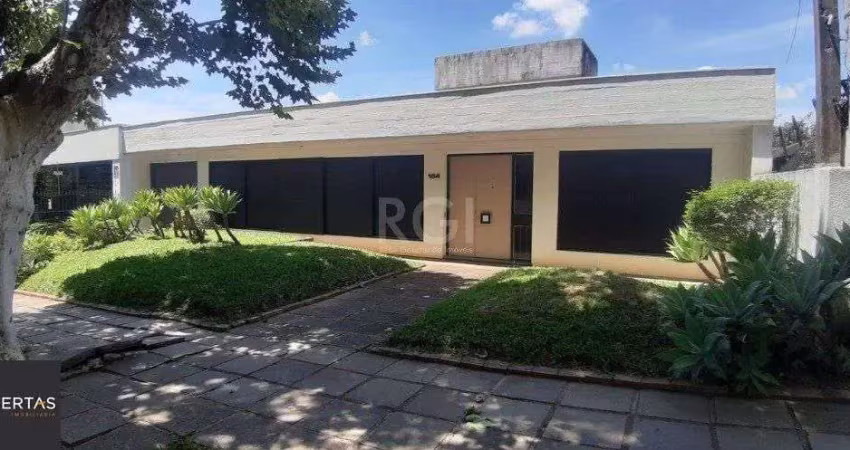 Casa com 3 quartos à venda na Alameda Raimundo Corrêa, 184, Boa Vista, Porto Alegre