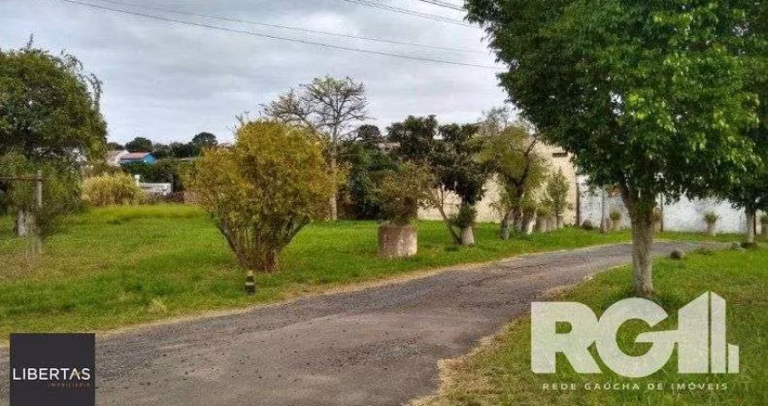 Terreno de 13.855,90m² no bairro Passo das Pedras.