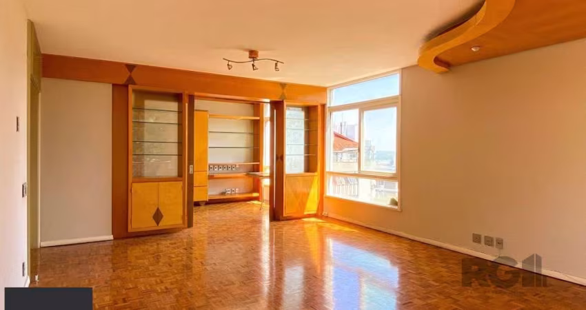 Apartamento com muito conforto e ótima iluminação no Moinhos de Vento