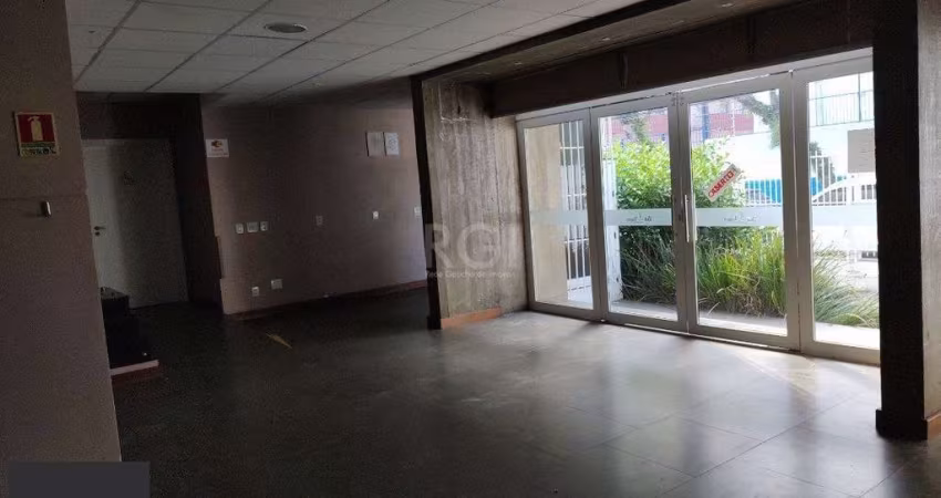 Casa comercial à venda com 383m² de área construída - Bairro Menino Deus