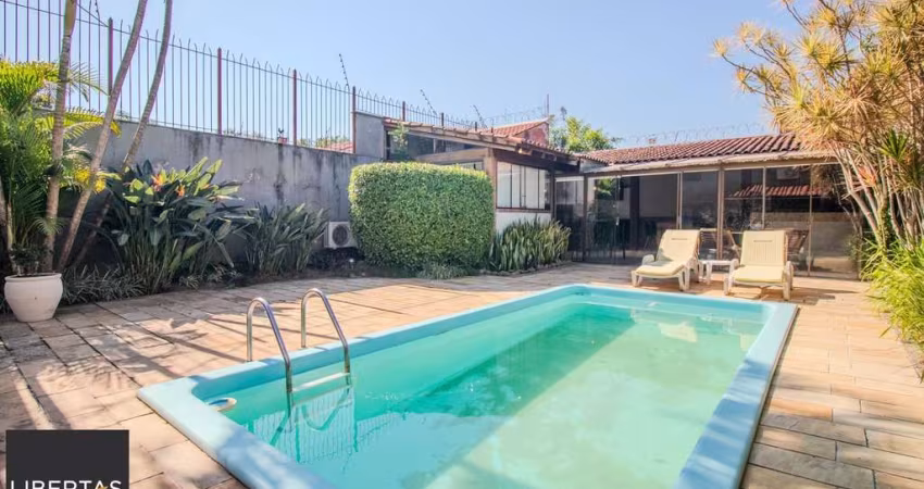 Casa para Venda - 410m², 3 dormitórios, sendo 3 suites, 2 vagas - Ipanema