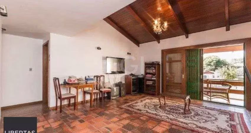 Casa para venda - 247m², 4 dormitórios, sendo 1 suites, 5 vagas - glória