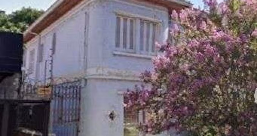 Casa para Venda - 415.8m², 5 dormitórios, 3 vagas - Menino Deus