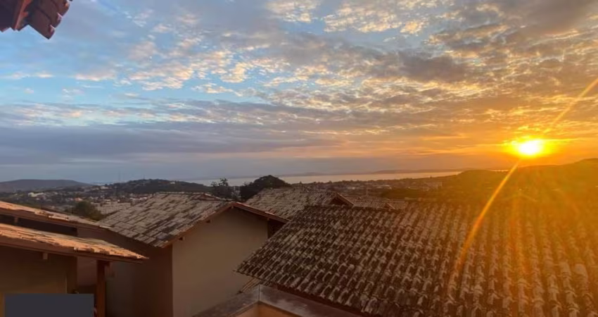 Casa Condominio para Venda - 1200m², 3 dormitórios, sendo 1 suites, 2 vagas - Ipanema