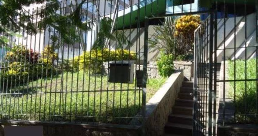 Casa para Venda - 485m², 4 dormitórios, sendo 2 suites, 6 vagas - Chácara Das Pedras