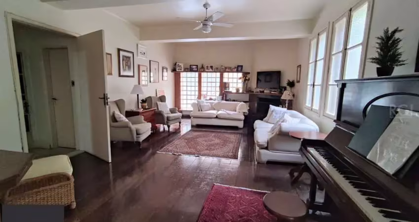 Sobrado para venda - 345m², 4 dormitórios, sendo 2 suites, 2 vagas - independência