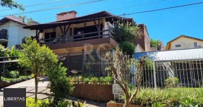 Casa para Venda - 950m², 7 dormitórios, sendo 2 suites, 5 vagas - Jardim Isabel