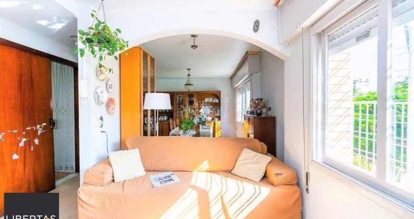 Casa de 424m² no Bairro Chácara Das Pedras