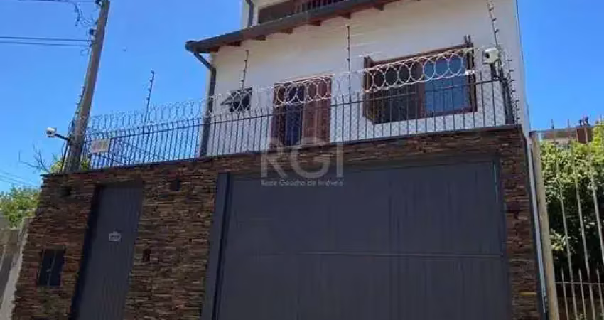 Casa - 4 dormitórios - 3 vagas - 170 m² - menino deus