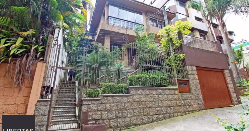 Casa para venda - 464.5m², 3 dormitórios, sendo 1 suites, 3 vagas - petrópolis