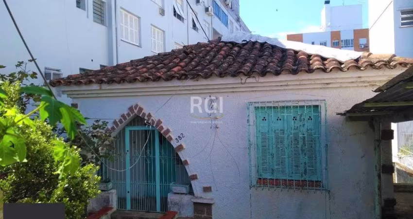Casa para Venda - 792m², 3 dormitórios, 1 vaga - Rio Branco