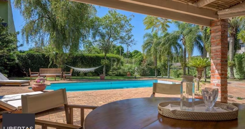 Casa para Venda - 418m², 5 dormitórios, sendo 1 suites, 6 vagas - Tristeza