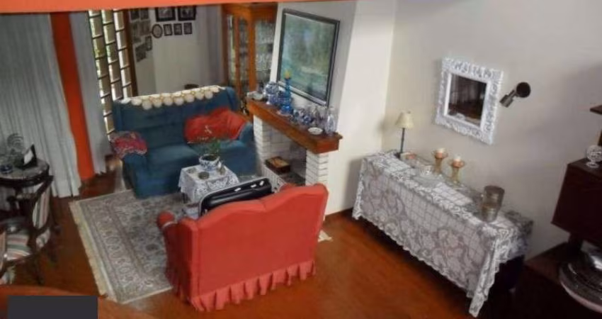 Casa para Venda - 290m², 3 dormitórios, sendo 1 suites, 3 vagas - Nonoai