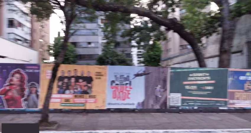 Terreno Bem localizado, 812,59 m², Carlos Gomes com a Nilo Peçanha.
