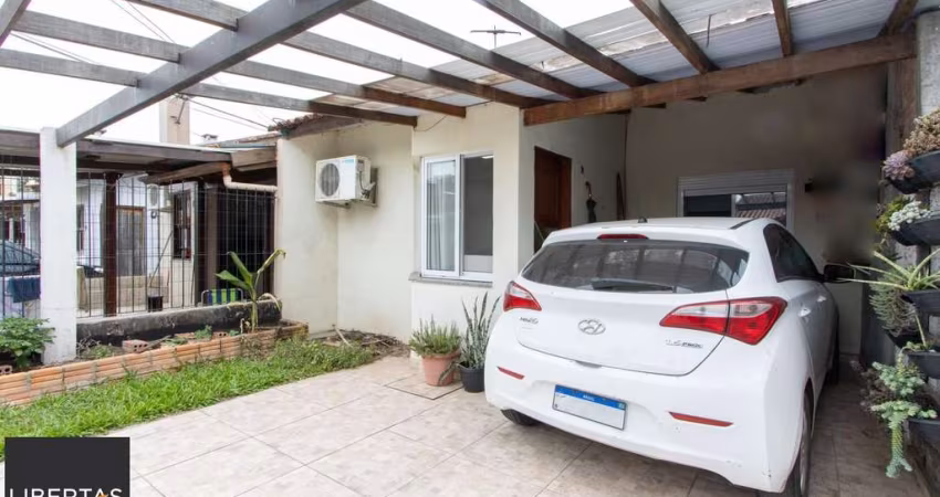 Casa terrea de 2 dormitórios, em excelente localização, amplo pátio e local tranquilo.