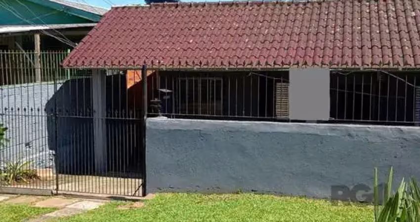 Casa 3 dormitórios, vaga de garagem, bairro vista alegre