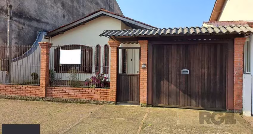 Casa 3 dormitórios, 1 suíte, vagas de garagem, bairro vila marcia