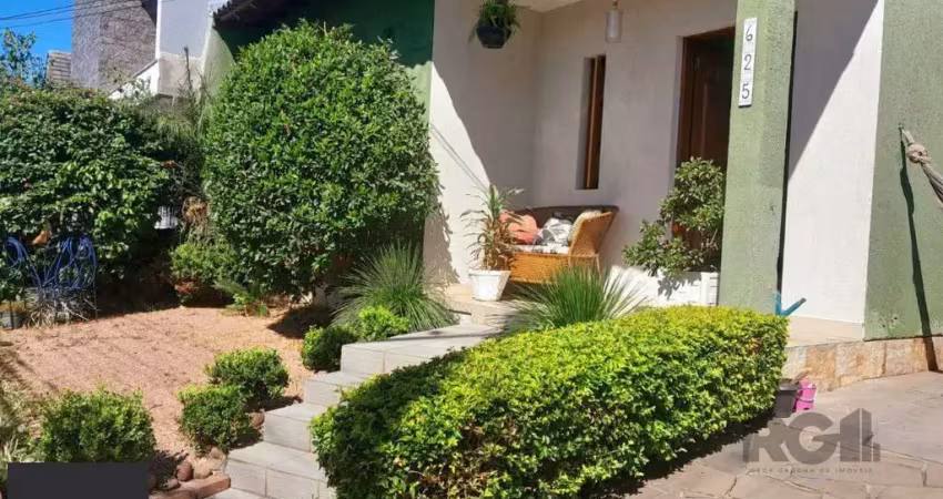 Casa 3 dormitórios, 1 suíte, vaga de garagem, bairro parque da matriz