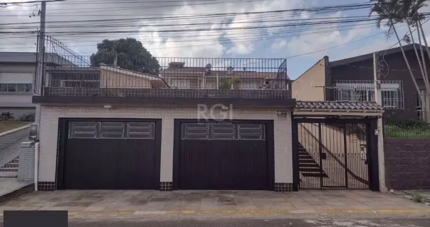 Casa sobrado mobiliado, 4 dormitórios, 1 suíte, 4 vagas de garagem, bairro bom principio