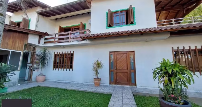 Casa sobrado, 2 dormitórios, 1 suíte, vaga de garagem, bairro pq da matriz