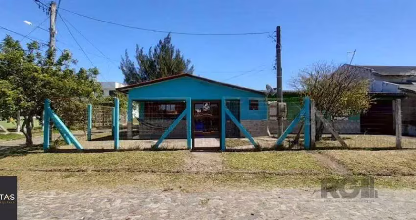 Casa 3 dormitórios à venda Arco Íris Capão da Canoa/RS