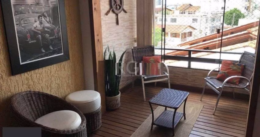 Apartamento para Venda - 130m², 3 dormitórios, 1 vaga - Centro