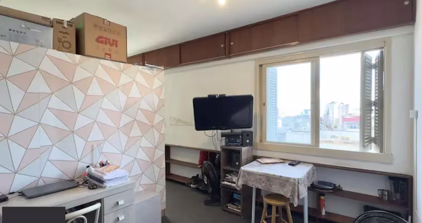 Apartamento com 1 quarto à venda na Rua Duque de Caxias, 1735, Centro Histórico, Porto Alegre