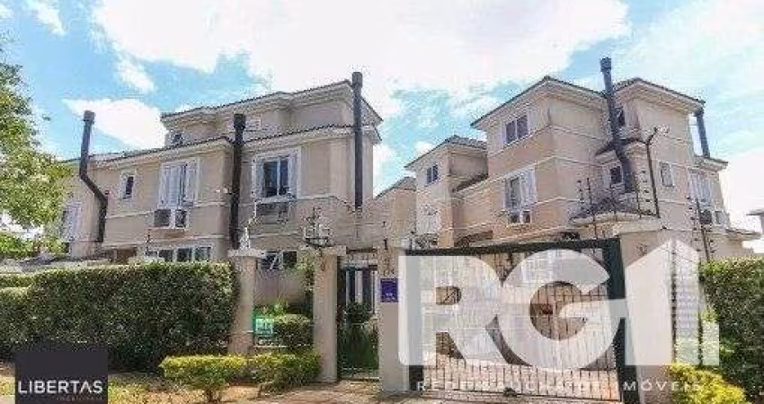 Casa de Condomínio em Chácara das Pedras
