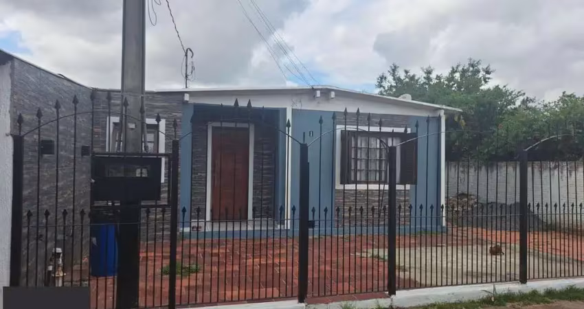 Casa 3 dormitórios, vaga de garagem, bairro granja esperança