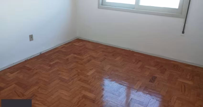 Apartamento junto ao Hospital de Clínicas 2 dormit, elevador e vaga