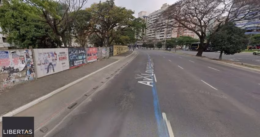Terreno na Av Loureiro da Silva com 542m², Cidade Baixa, POA