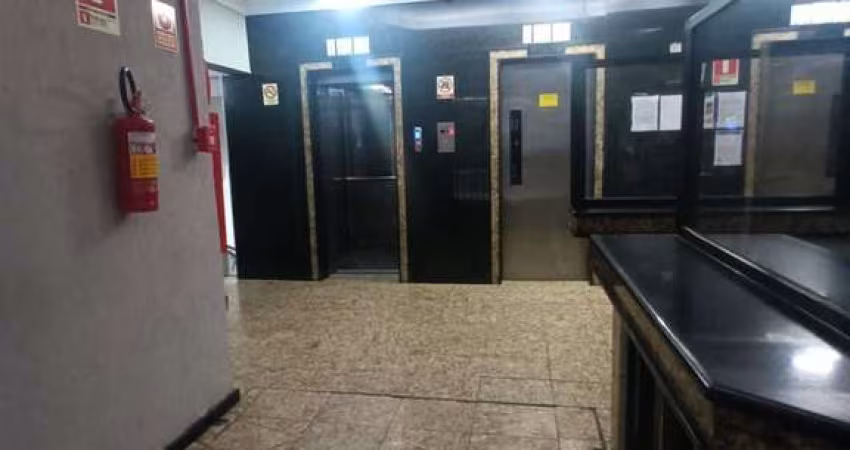 OPORTUNIDADE, KITINET NO CENTRO ÓTIMA LOCALIZAÇÃO
