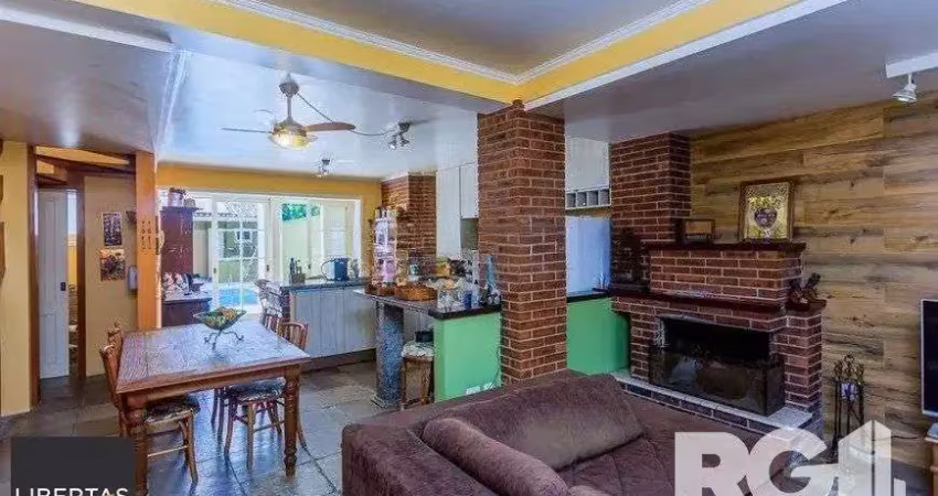 Casa com 3 quartos à venda na Rua Paulo Madureira Coelho, 257, Morro Santana, Porto Alegre