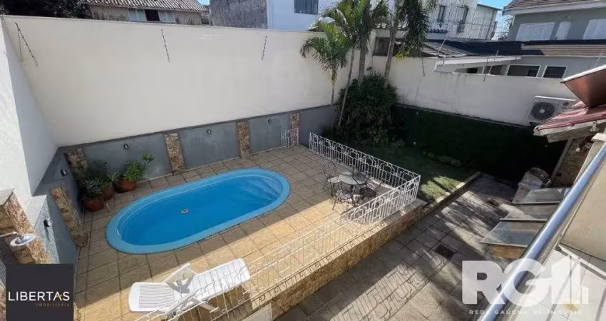 Casa com 4 quartos à venda na Rua Parque dos Nativos, 353, Vila Ipiranga, Porto Alegre