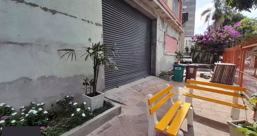 Depósito comercial com 960m² reformado no bairro Floresta