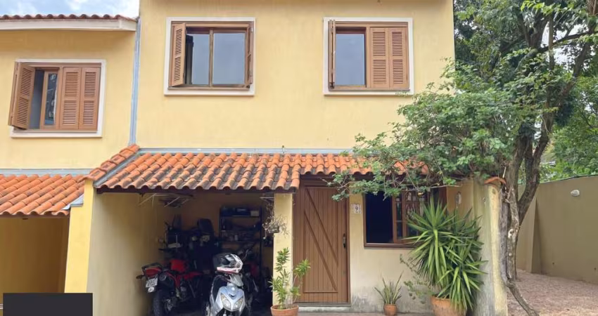 Casa em condomínio | 3 dormitórios | Sótão | 2 vagas