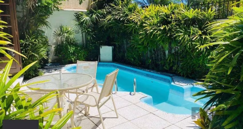Casa excelente para Comprar  no Bairro Três Figueiras!!